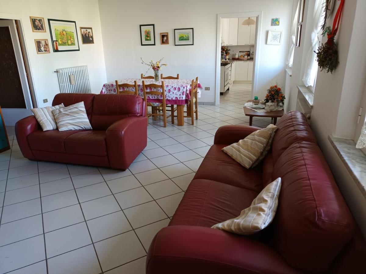 La Casa Degli Ippocastani Apartment Colonnella Bagian luar foto
